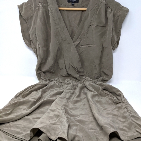 100% Silk Babaton Short Romper - Picture 1 of 2